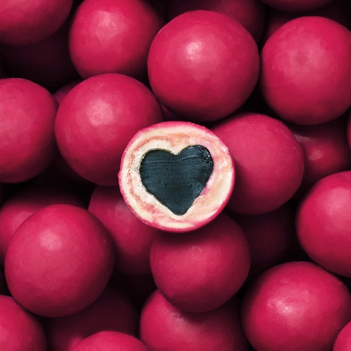 Lakrids Limited Edition: LOVE - STRAWBERRIES & CREAM (small)