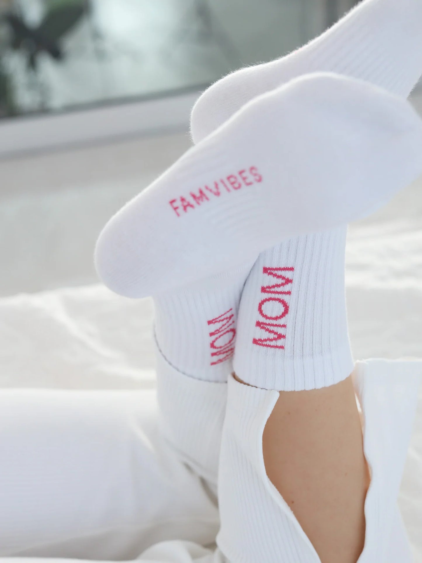 Mom-Socken (weiß/pink) Famvibes