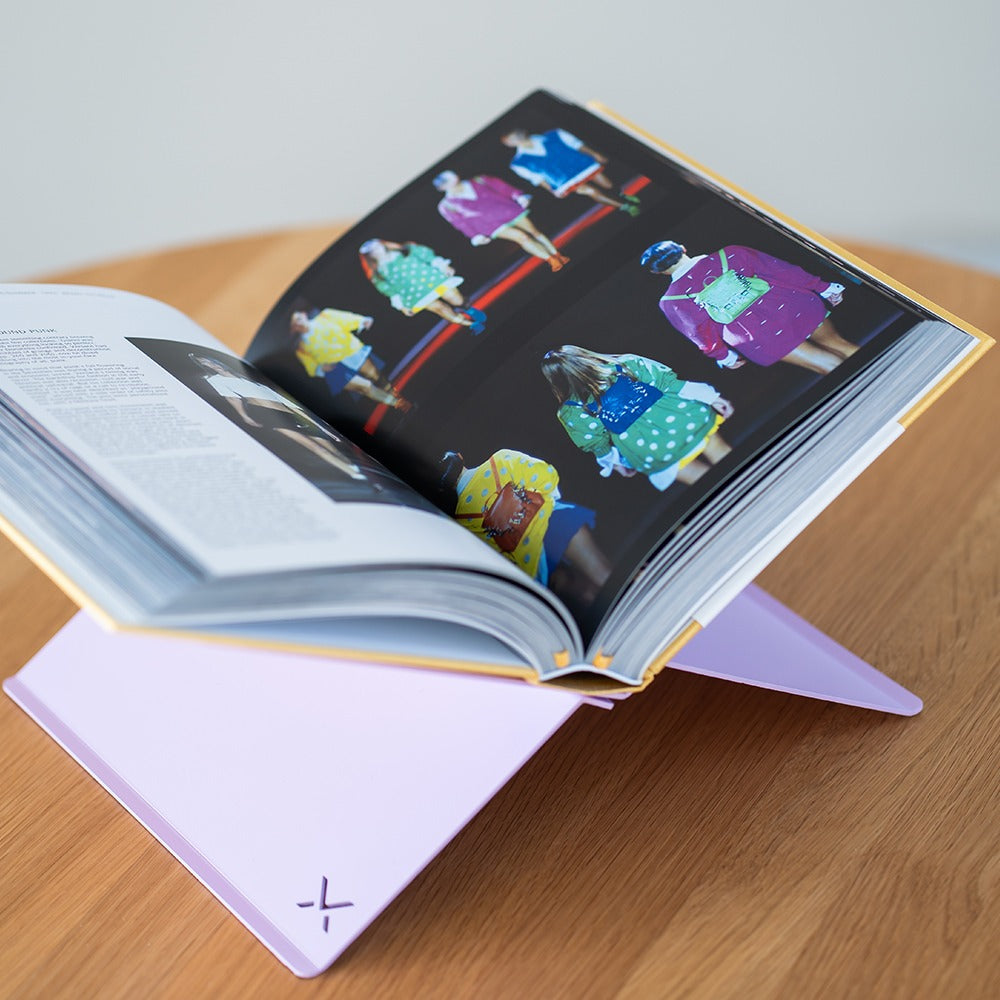 Bookstand I LILAC LOVE