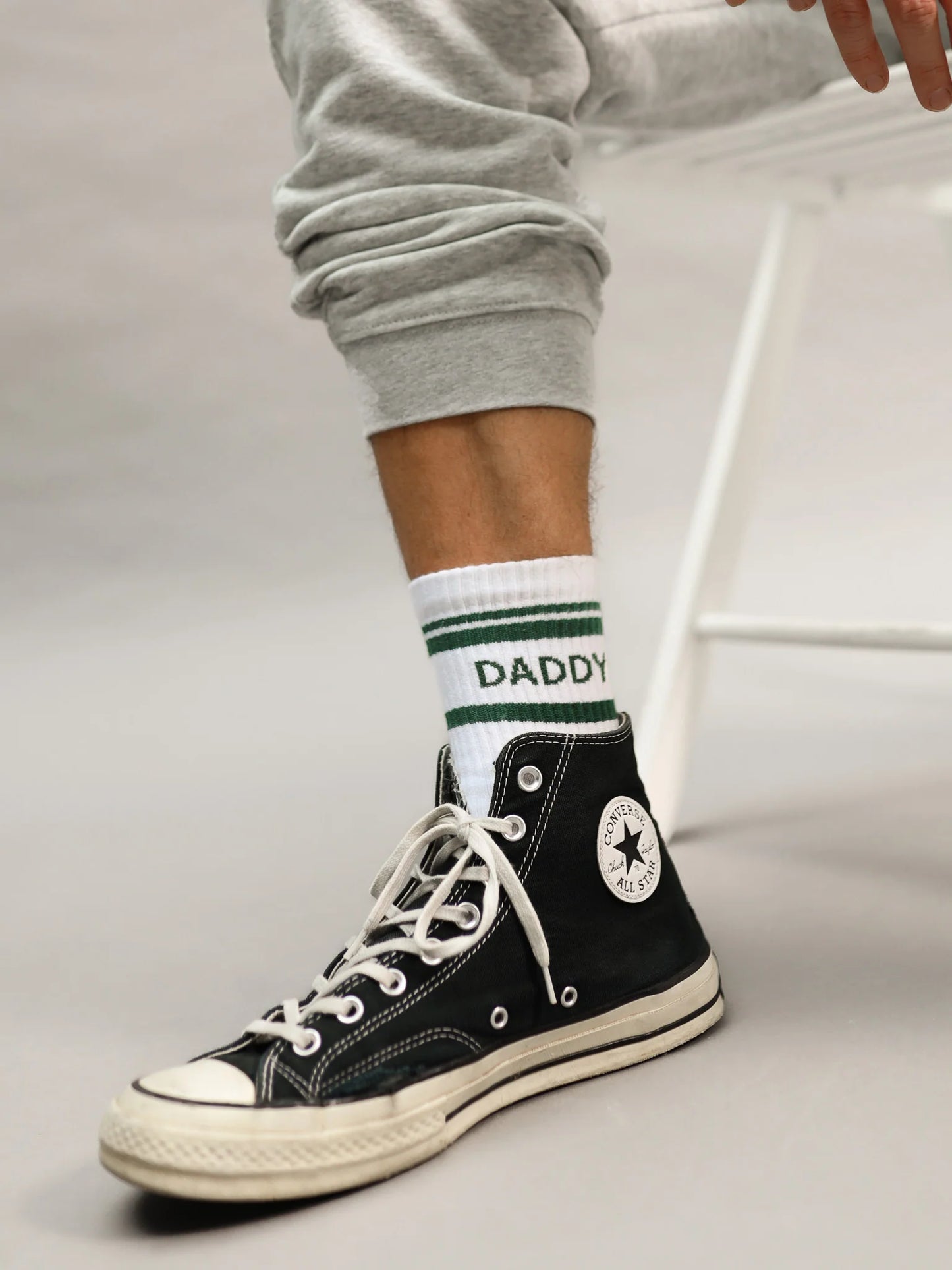 Striped Daddy-Socken (weiß/grün) Famvibes